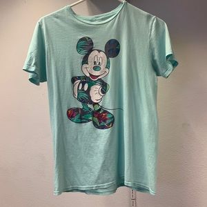 Green mickey mouse tshirt large size